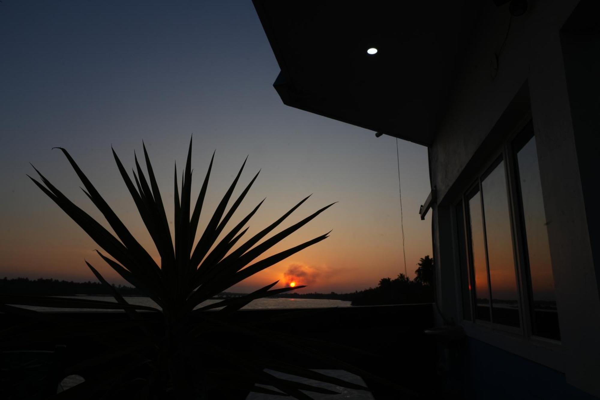 Victoria'S River View Resort Puducherry Exterior foto