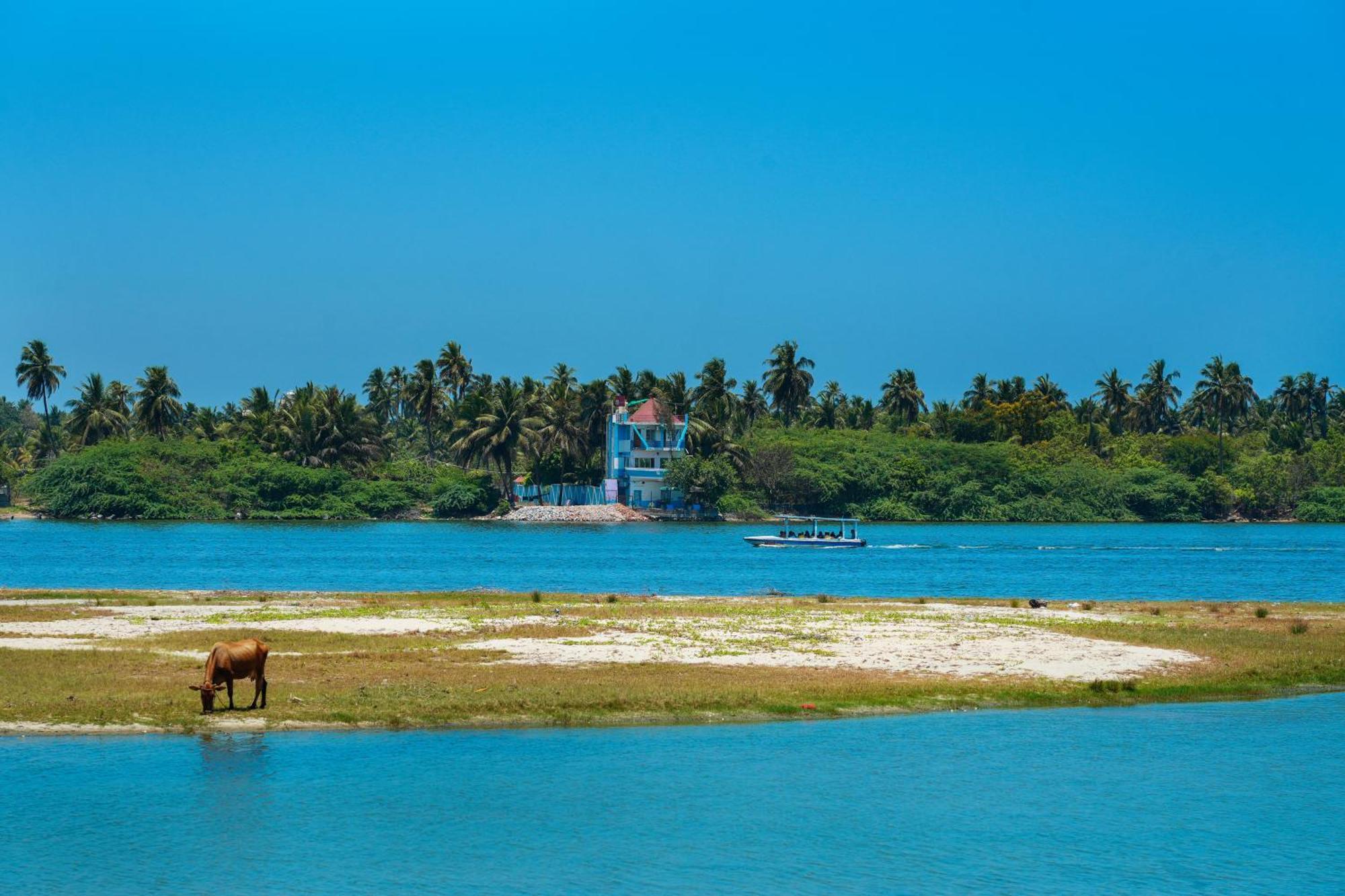 Victoria'S River View Resort Puducherry Exterior foto
